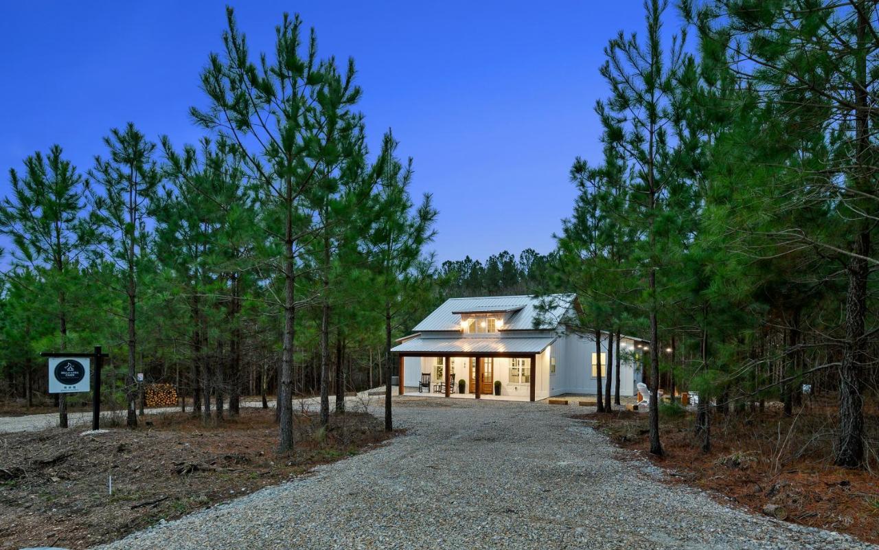 Bella Luna Cabin - Cozy Farmhouse Cabin, Private Deck, Swing Set, Fire Pit, Hot Tub Villa Broken Bow Kültér fotó